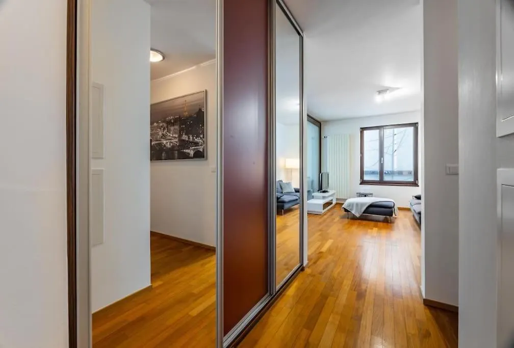 Modern Spacious Flat With A Terrace And A Parking Prag 0*,  Tschechische Republik